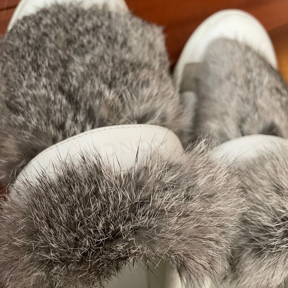 Moncler Real Fur Sneakers size 39 - Picture 6 of 6